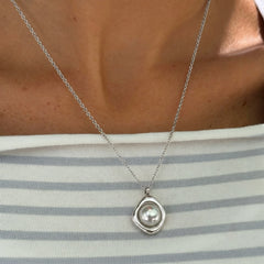 Pretty Pearl Aura Necklace