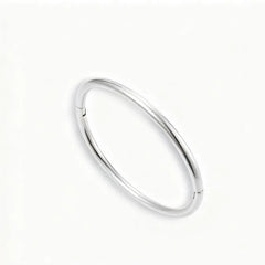 Lia Bangle