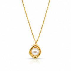 Pretty Pearl Aura Necklace